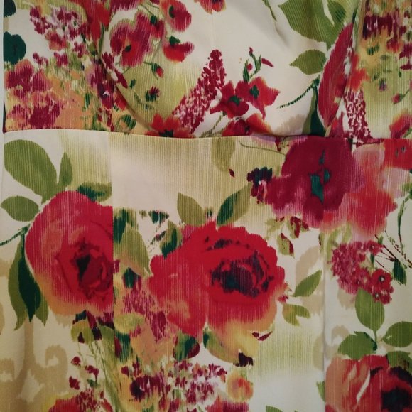 Floral Dress - Picture 2 of 3